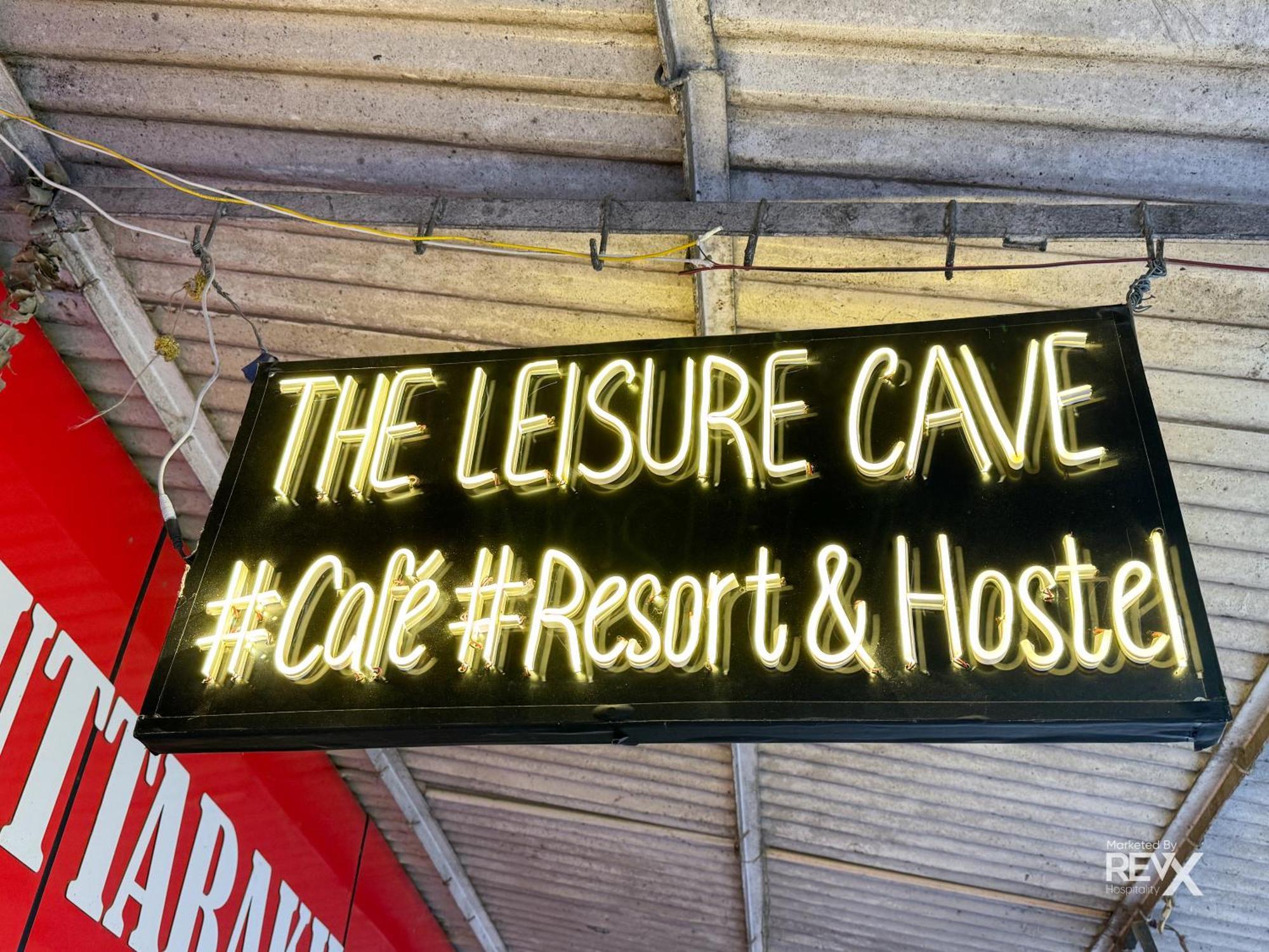 Hotel The Leisure Cave On The Ganges Rishīkesh Exterior foto