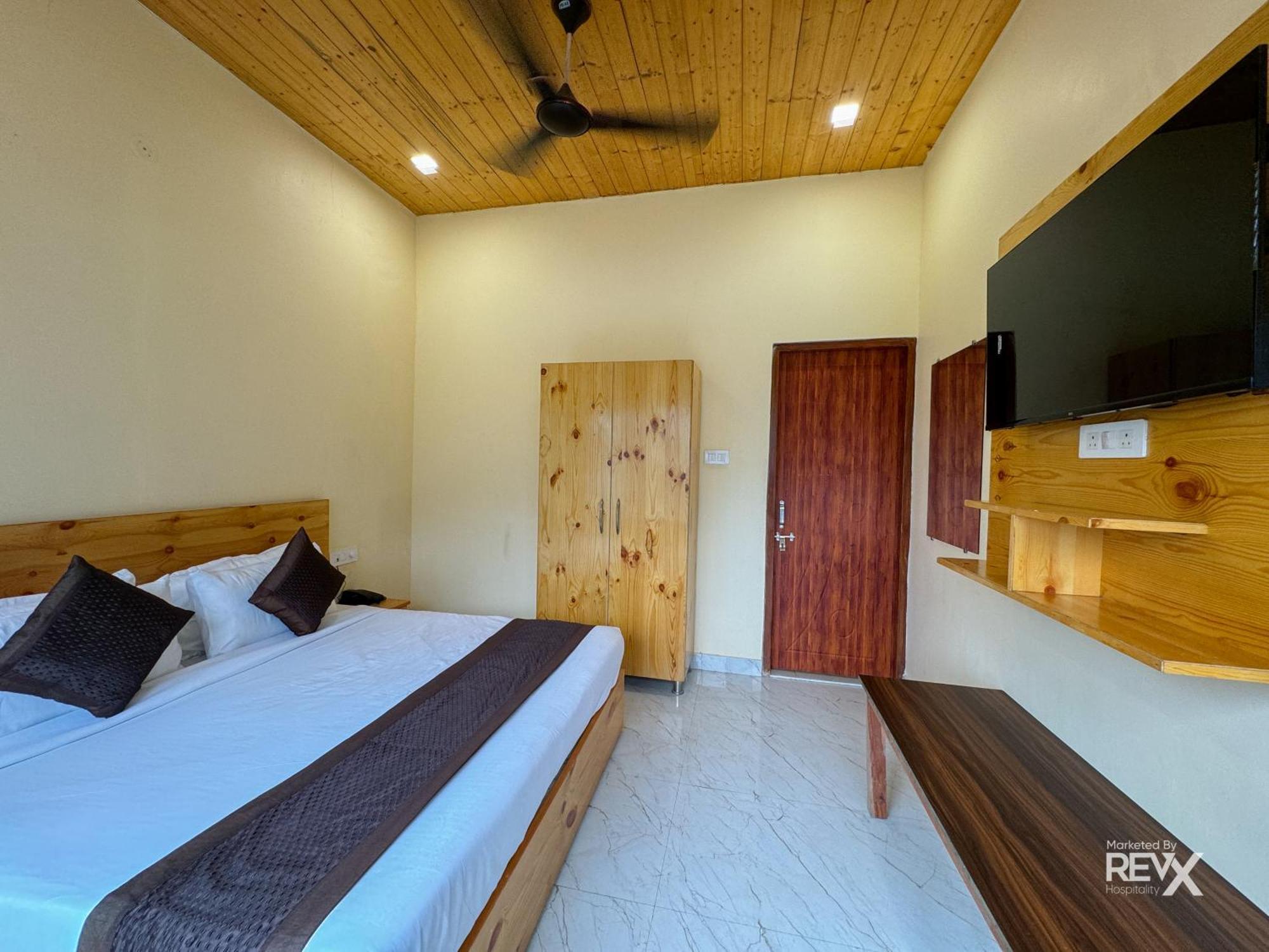 Hotel The Leisure Cave On The Ganges Rishīkesh Exterior foto