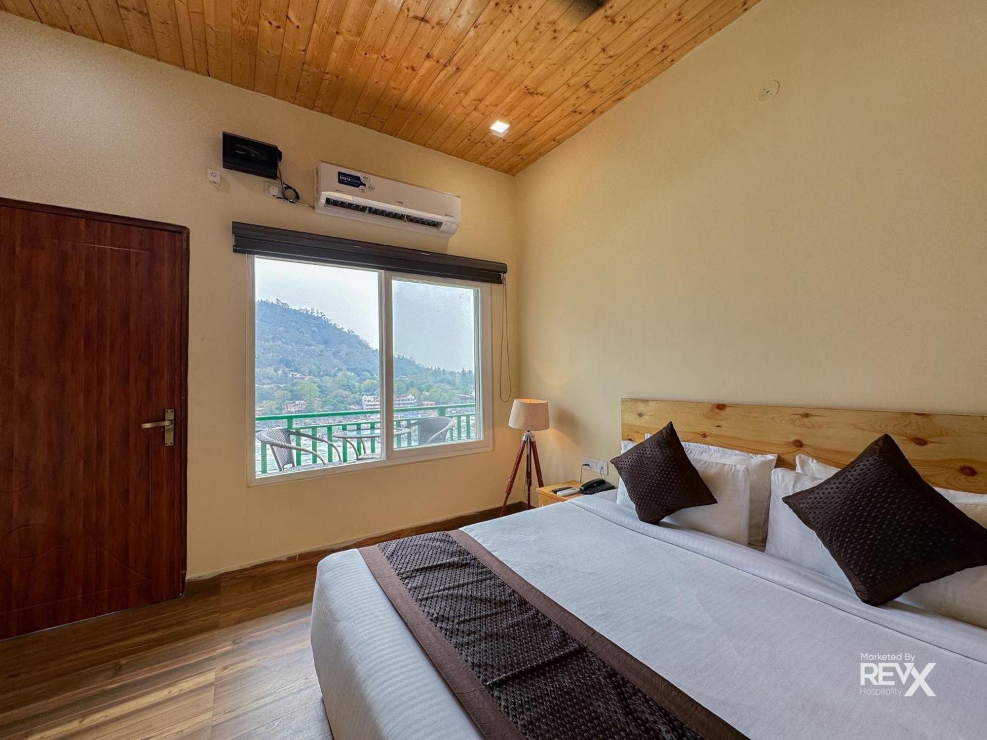 Hotel The Leisure Cave On The Ganges Rishīkesh Exterior foto