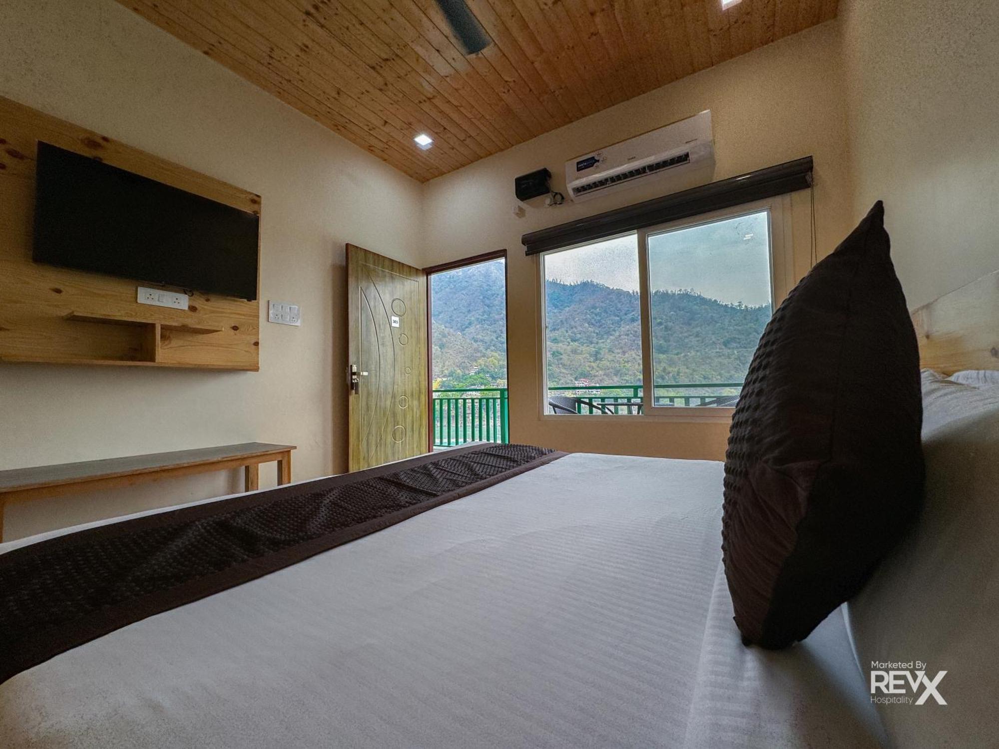 Hotel The Leisure Cave On The Ganges Rishīkesh Exterior foto